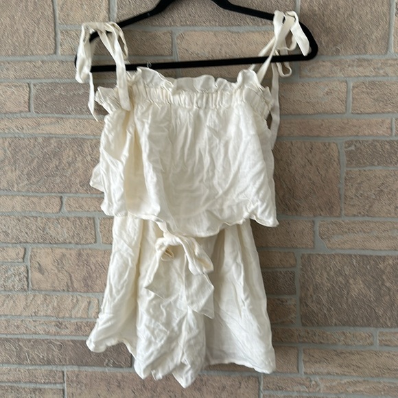 Hello Molly White Ruffle Jumpsuit - Picture 6 of 14
